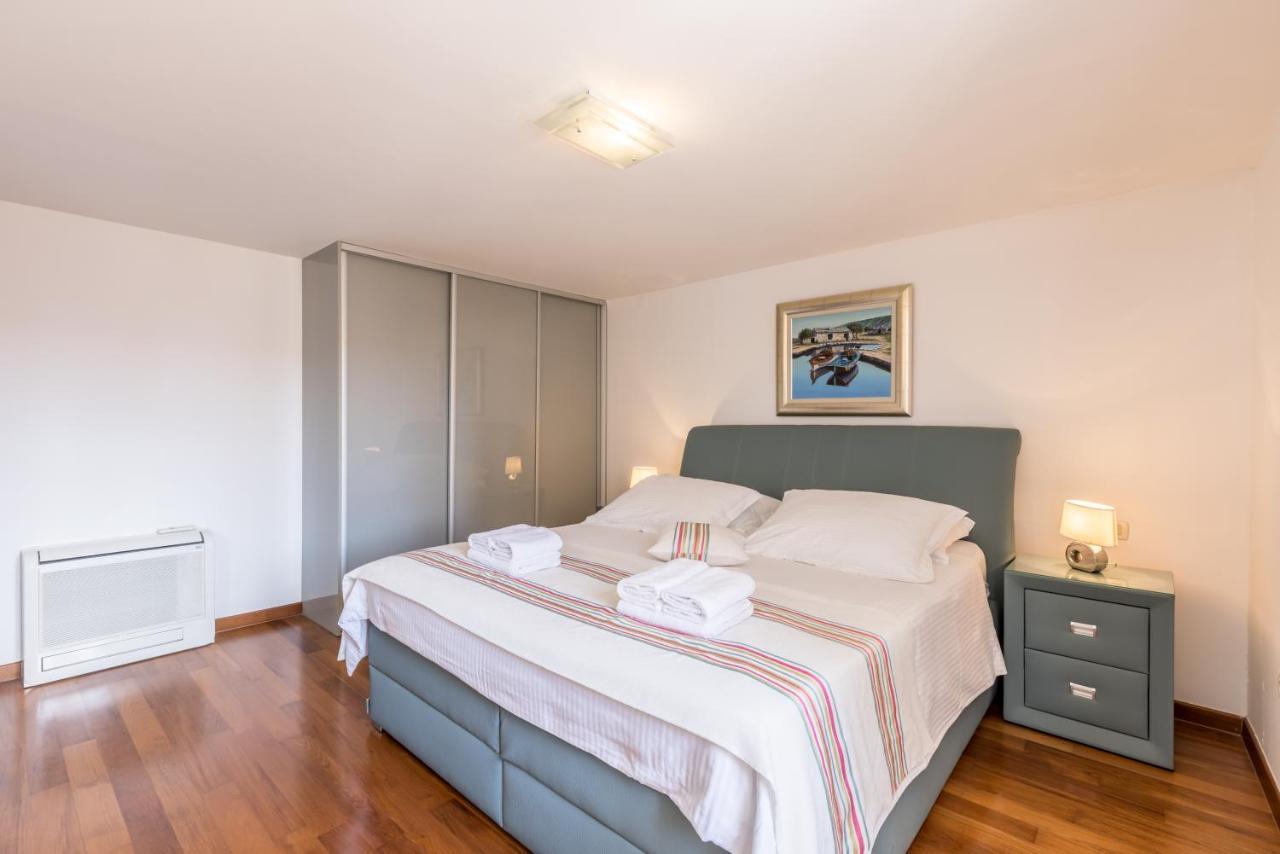 Peristil Apartment Split Extérieur photo